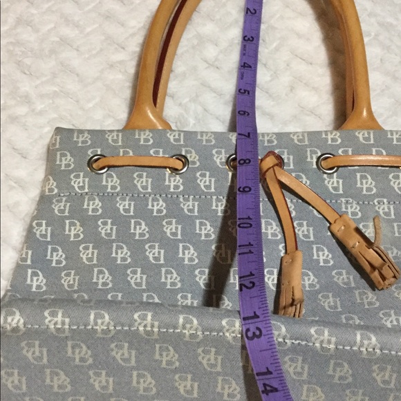Dooney and Bourke canvas bag - Picture 5 of 8